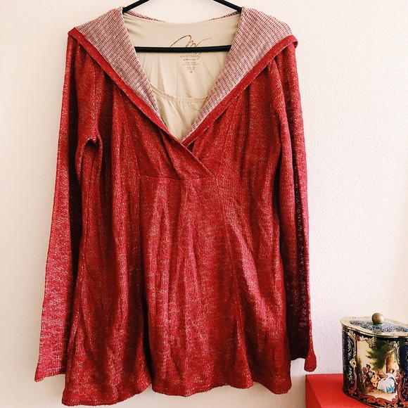 Orange blouse. - Picture 1 of 3